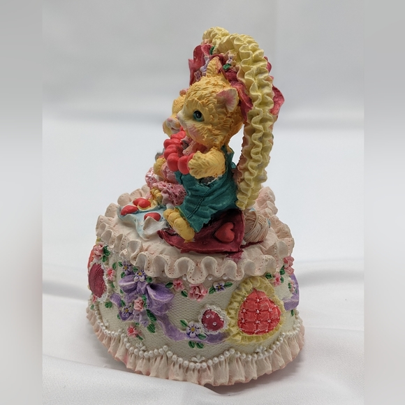 Musical centerpiece - valentine's - Picture 8 of 10